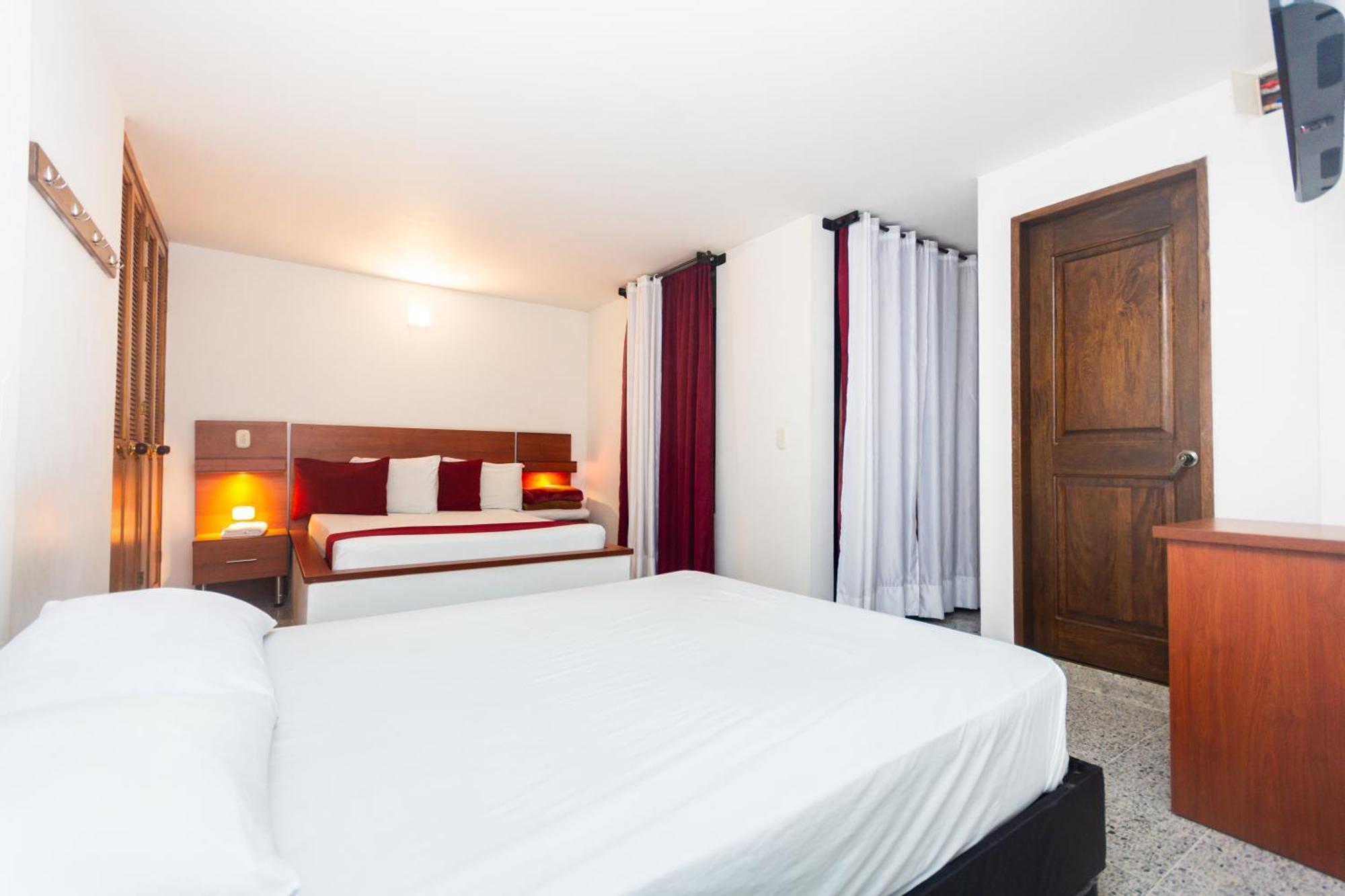 Hotel Bicentenario 리오네그로 외부 사진