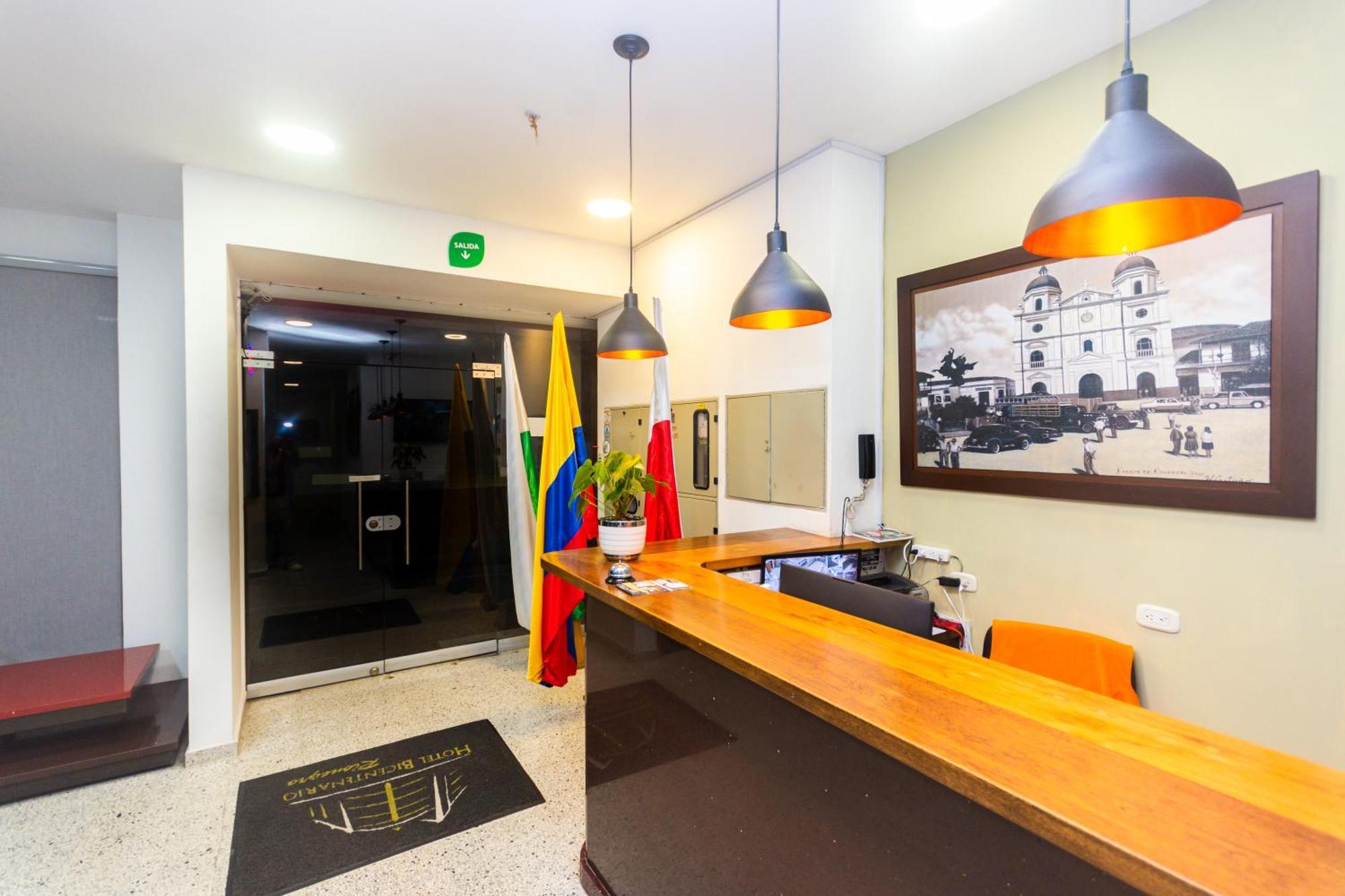 Hotel Bicentenario 리오네그로 외부 사진